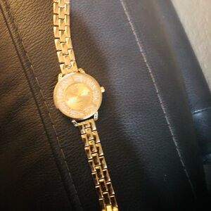 Elegant Gold Women's Watch